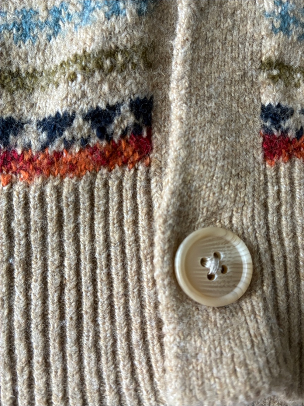 So So Soft! Old Navy Striped Knit Button Front Vest in Tan and Multicolor - Picture 4 of 7